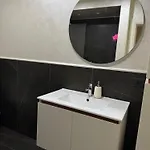 Prayla Luxury At Condor Center דירה